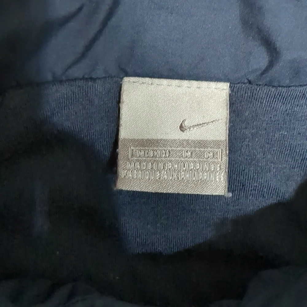 Vintage Nike navy blue Windbreaker kids Jacket  size Medium 8-10